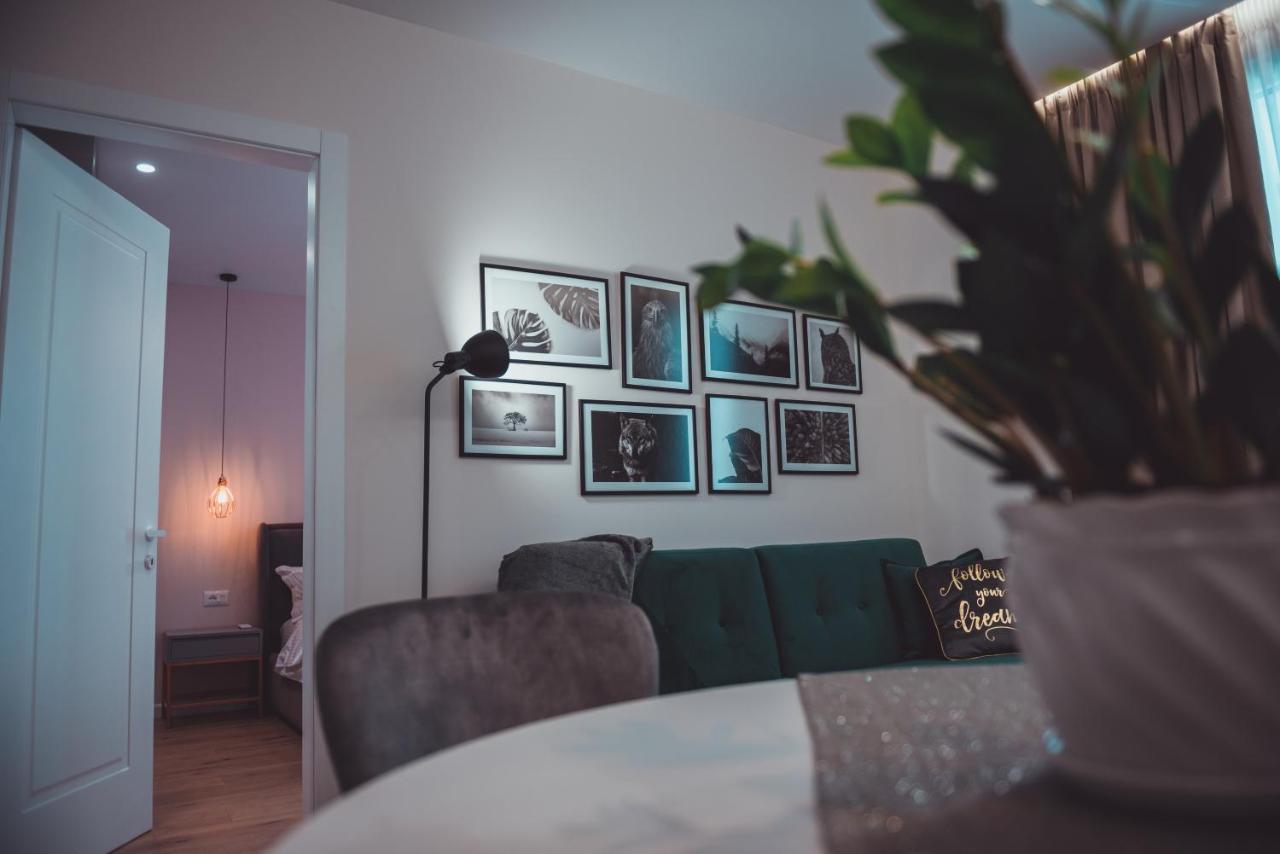 Tam Skanderbeg Square City Center Apartment No2 Тирана Экстерьер фото