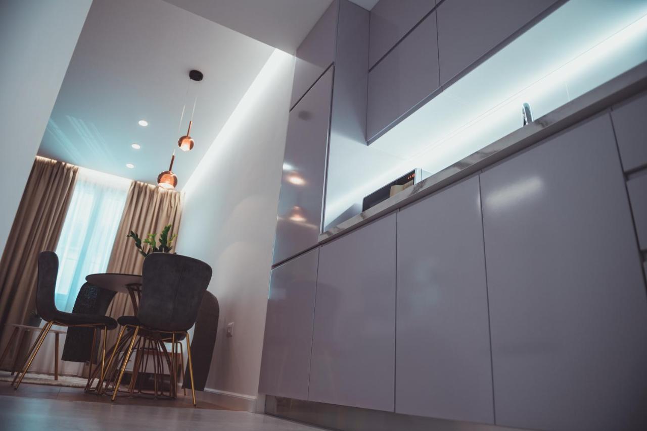 Tam Skanderbeg Square City Center Apartment No2 Тирана Экстерьер фото